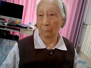Old Asian Granny Gets Boinked